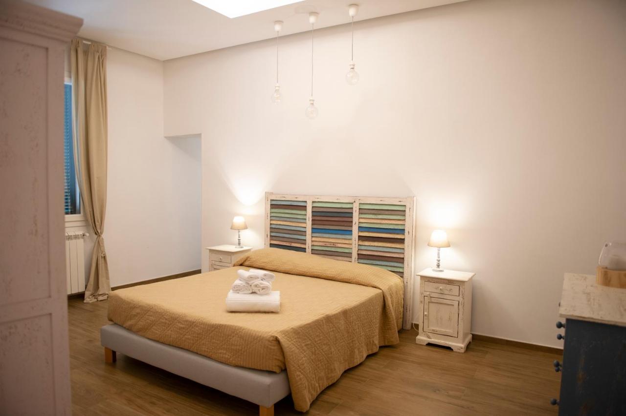 Color Apartment Monopoli Luaran gambar