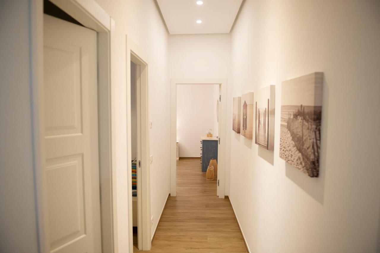 Color Apartment Monopoli Luaran gambar