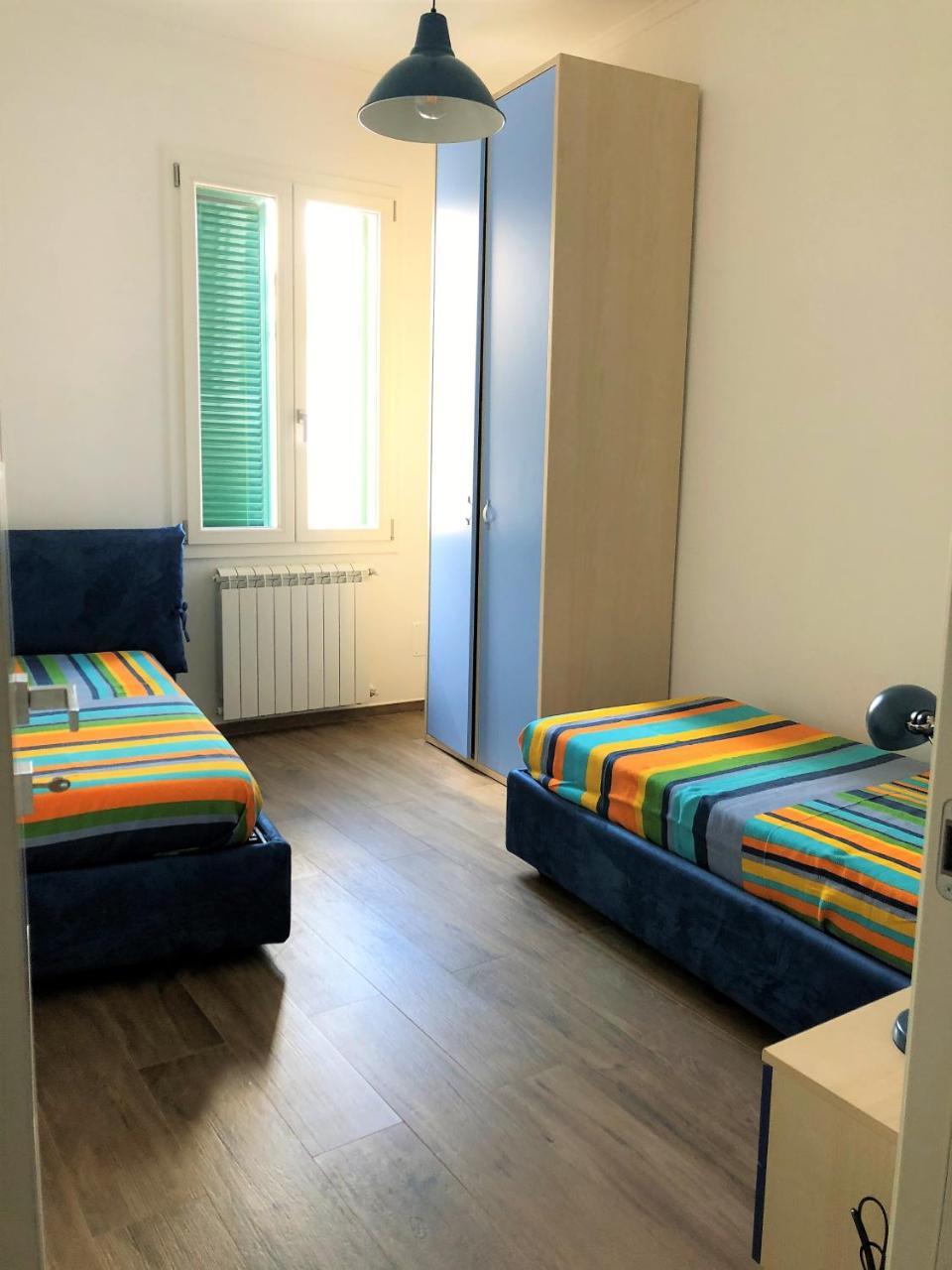 Color Apartment Monopoli Luaran gambar