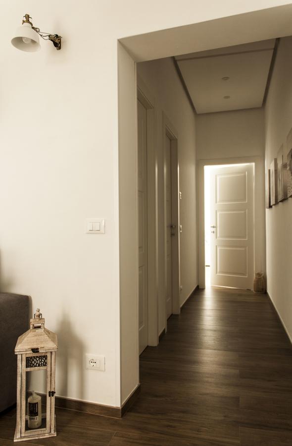 Color Apartment Monopoli Luaran gambar
