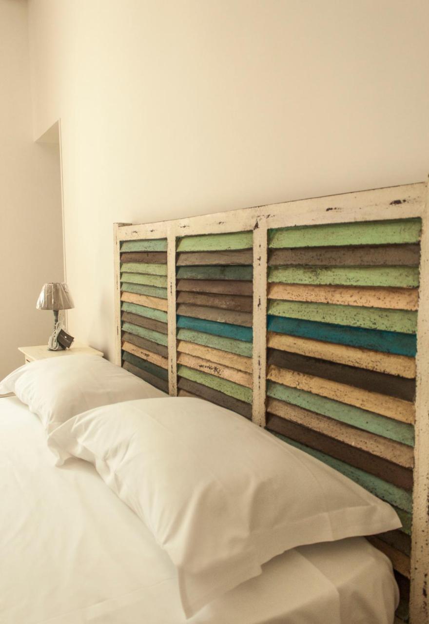 Color Apartment Monopoli Luaran gambar