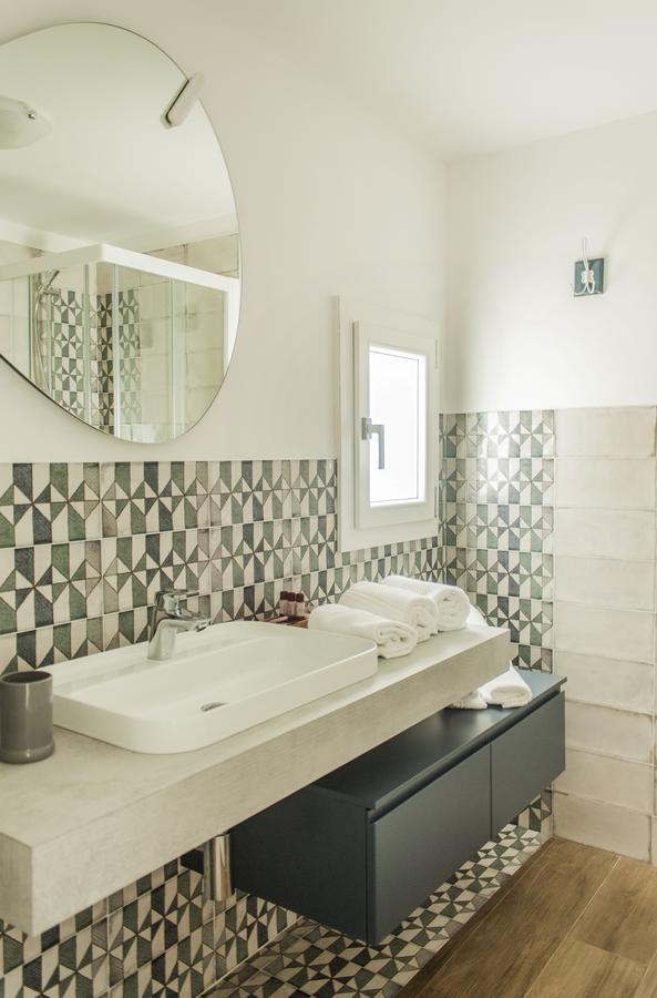 Color Apartment Monopoli Luaran gambar